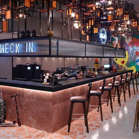 Moxy Athens City Exterior photo