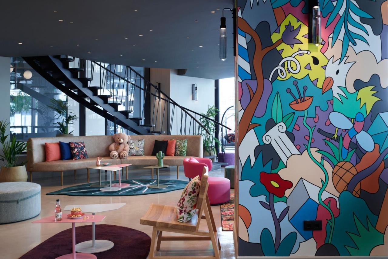 Moxy Athens City Exterior photo