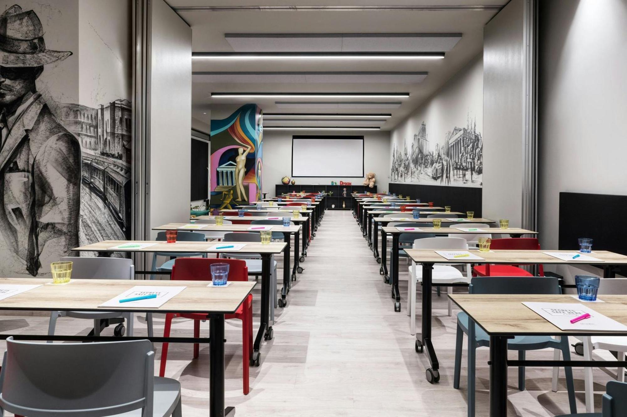 Moxy Athens City Exterior photo